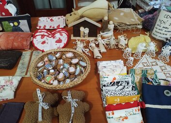 Mikulášský jarmark pro charitu se vydařil