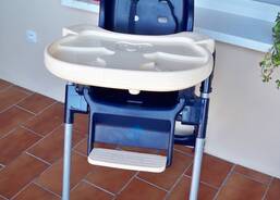 jídelní židlička