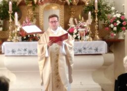 A - kaple Otec Piotr Henryk Adamczyk