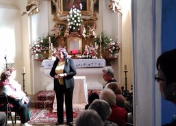 A - paní průvodkyně