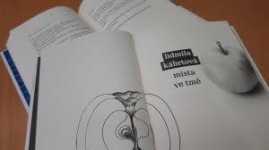 Lidmila Kábrtová v Literárním klubu ve Vlašimi