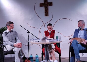 Literární klub pokračuje