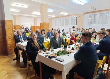 Večer plný hudby, tance a dobročinnosti!