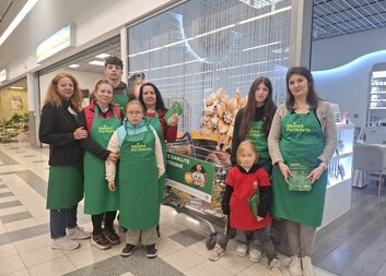 Vlašimské Tesco zaplnilo koše pro dobrou věc